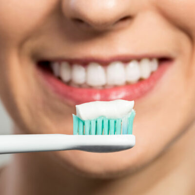 4 Effective Teeth Whitening Products