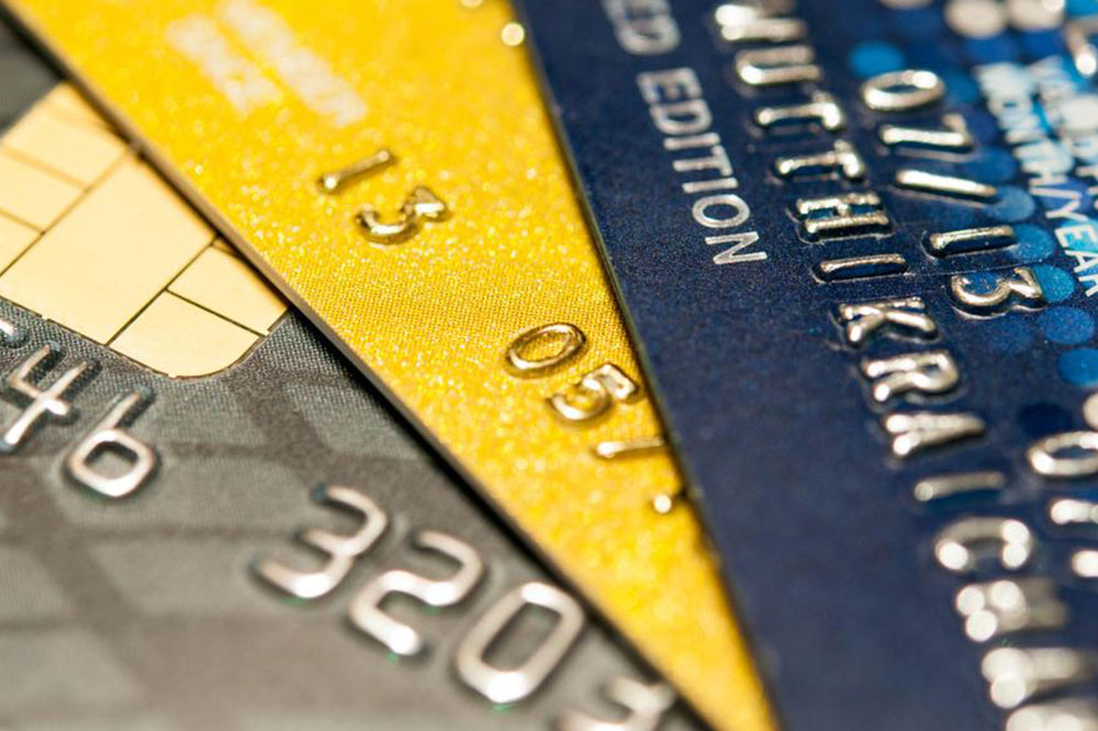 Tips to Avoid Credit Card Debt