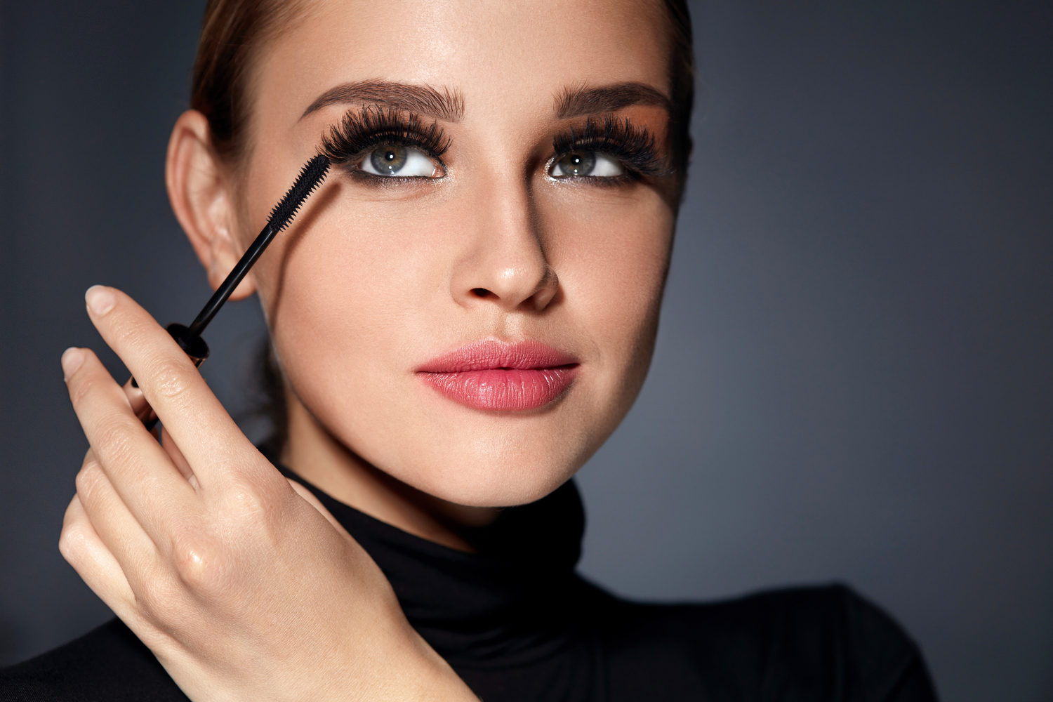 5 Essential Mascara Hacks to Know